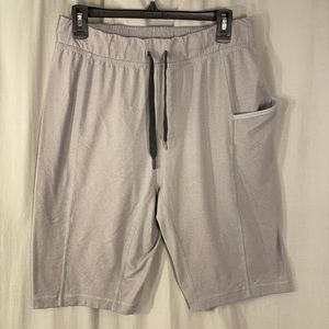 LULULEMON Light Grey Yoga Shorts 11” (M)